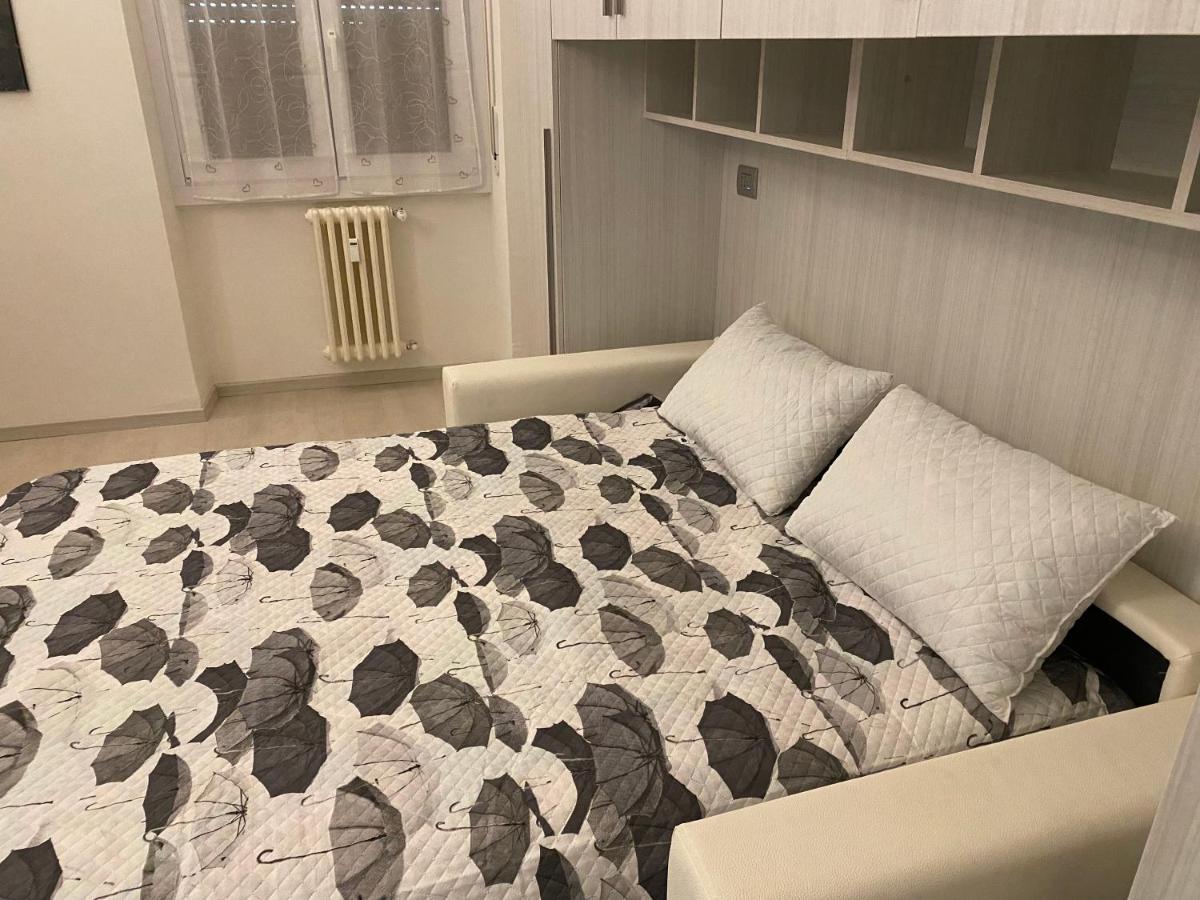 First Home Milan Extérieur photo